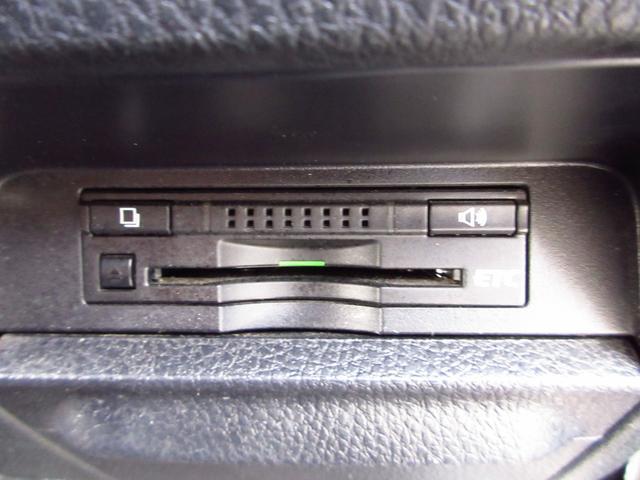 0551542A30260311W00419.jpg
