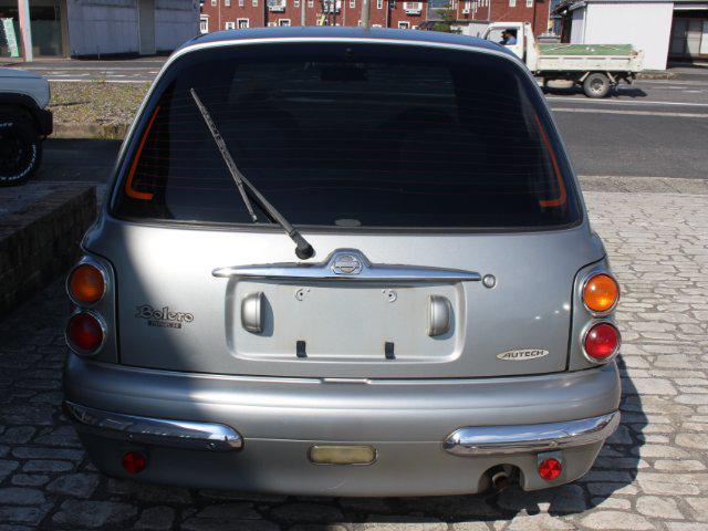 3819e5c1052f3a15d2a0b553bcc22929.jpg