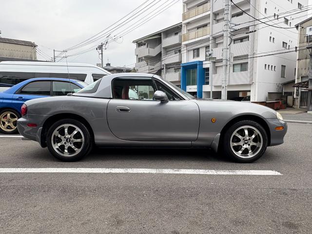 1000094A30250410W00105.jpg