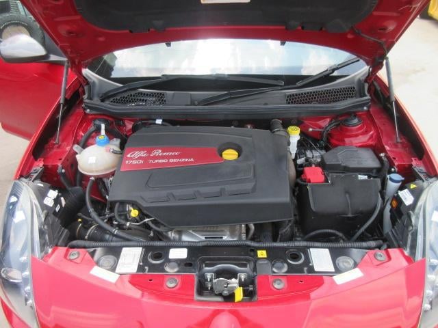 0561088A30250704W00214.jpg