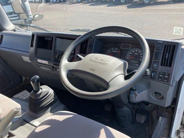 f905be350f8e7f9efcce1fa75ec1782d.jpg