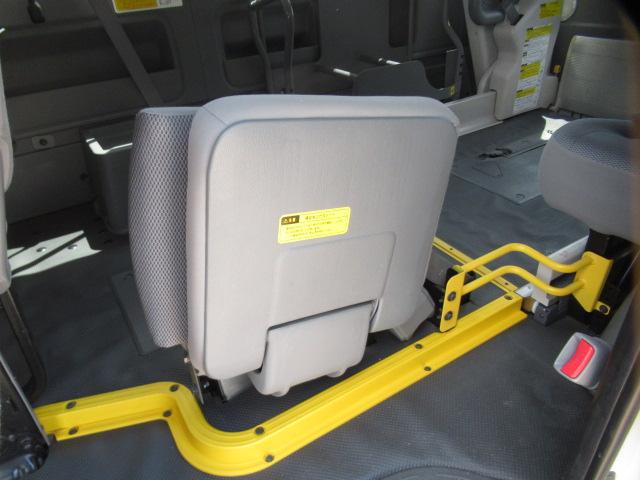 0560439A30250801W00106.jpg
