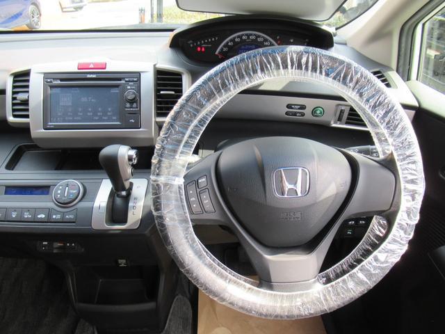 0703310A30260403W00104.jpg