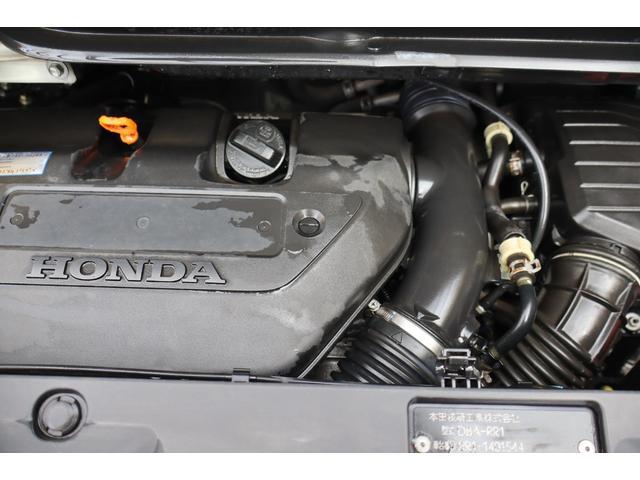 0900791A30260219W00210.jpg