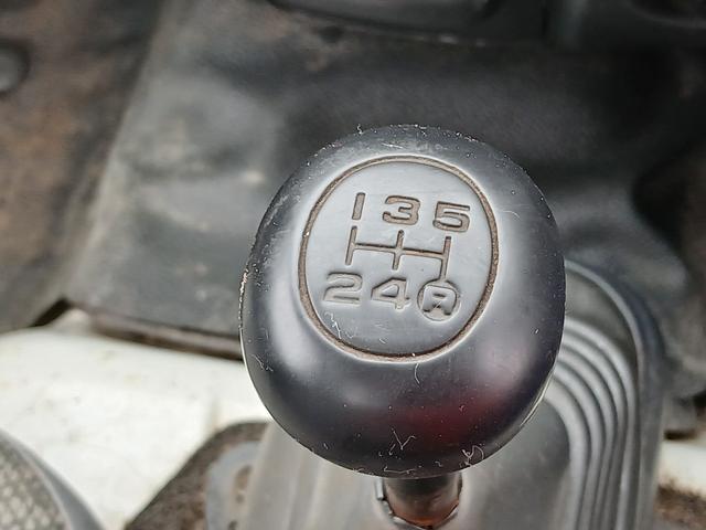 0404229A30251005W00112.jpg