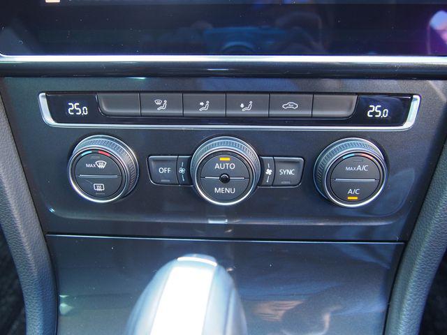 cb15de3fd7dcde7a841f760e702e34a3.jpg