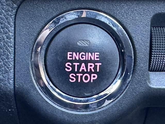 e20f820e6fdd05e2159e962c60fde4e3.jpg