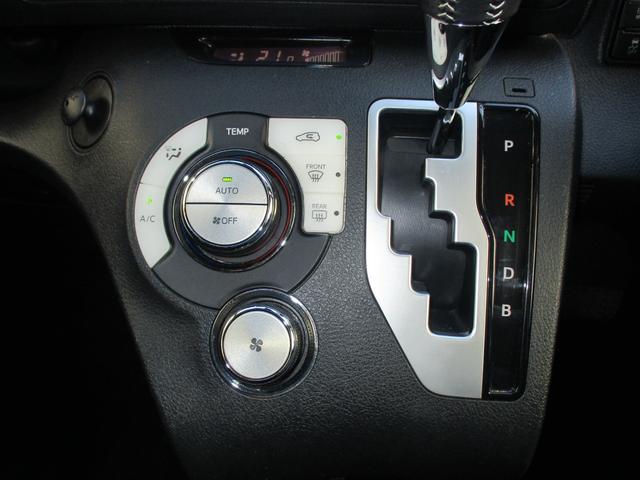 0511210A30260221W00116.jpg