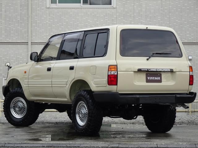 18576313_carP_l_17.jpg