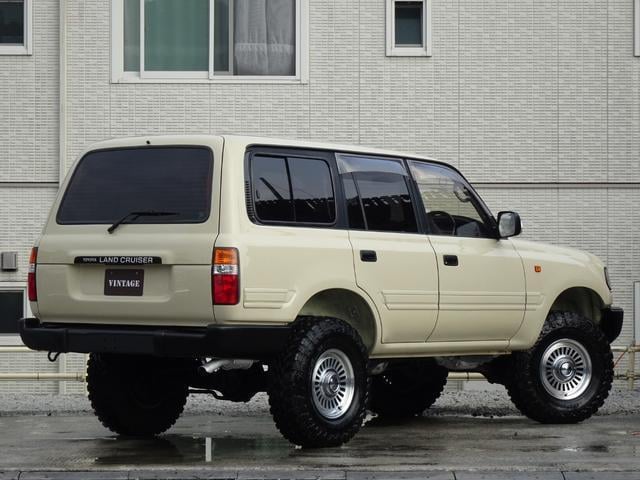 18576313_carP_l_6.jpg