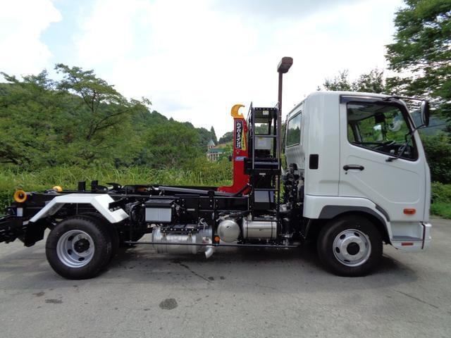 6a8169ea60ec4bb2879ee9c8feef4e92.jpg