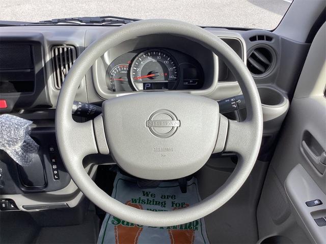 0700828A30260406W00313.jpg