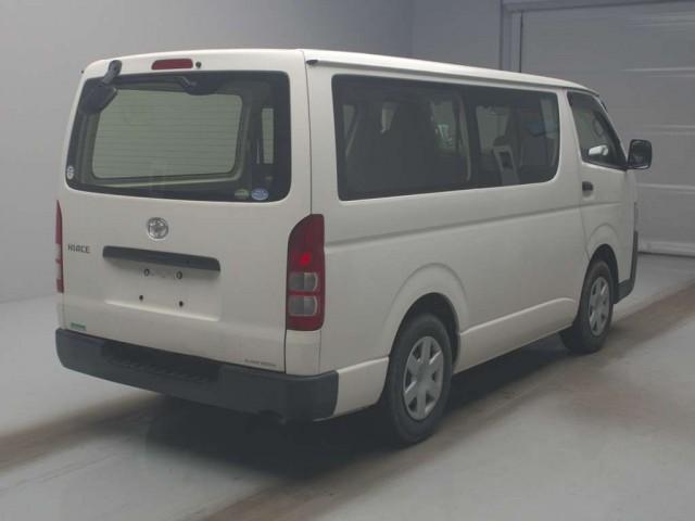 23150553_carP_l_3.jpg