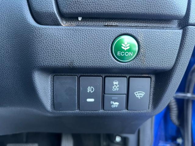 0910081A30251220W00116.jpg