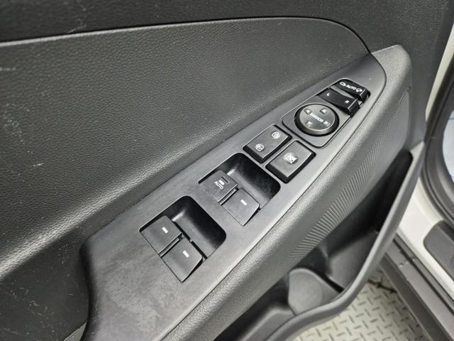 6011000450R18.jpg