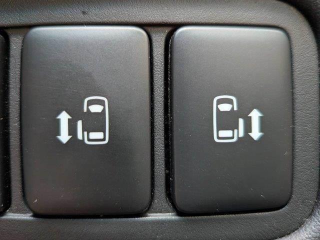 0207235A20251215D00108.jpg