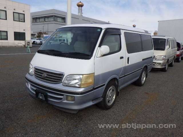 r.jpg