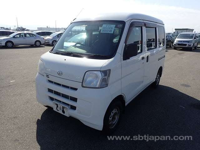 r.jpg