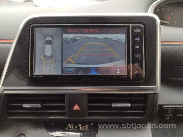 2019 TOYOTA SIENTA G CUERO