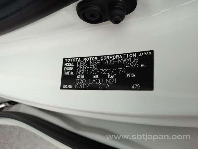 2019 TOYOTA SIENTA G CUERO