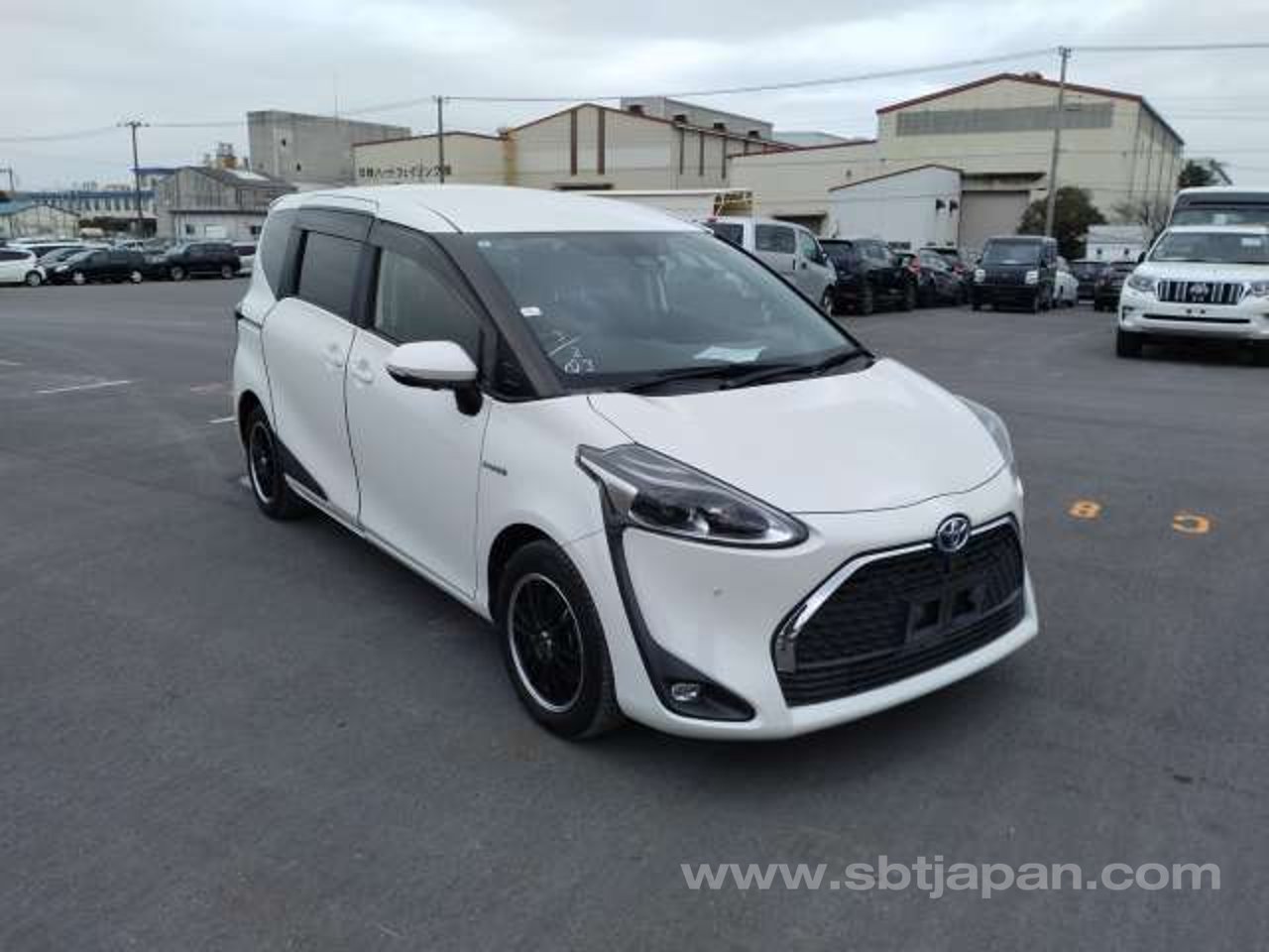 2019 Toyota Sienta, photo 1 of 1