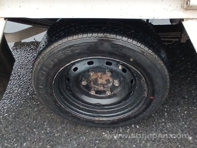 27.jpg