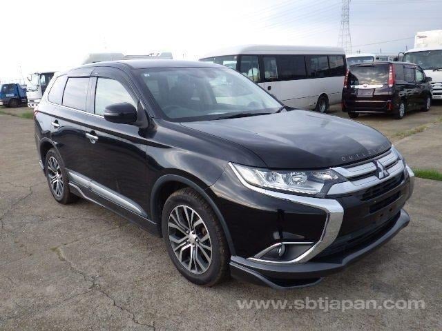 MITSUBISHI OUTLANDER 2016 f.jpg