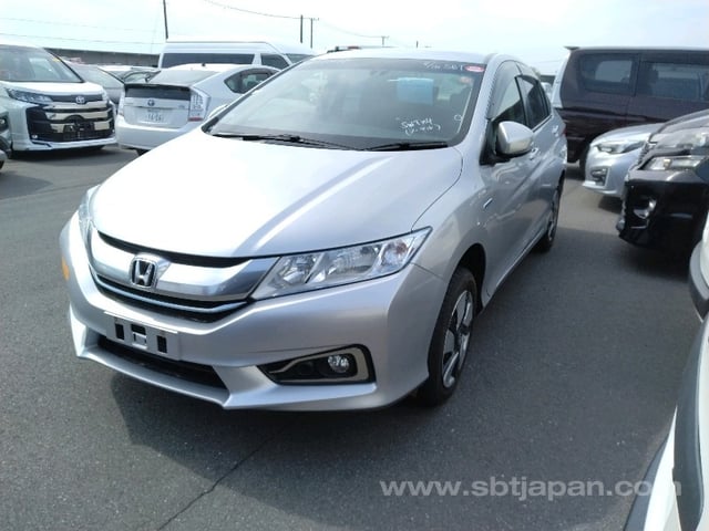 r.jpg