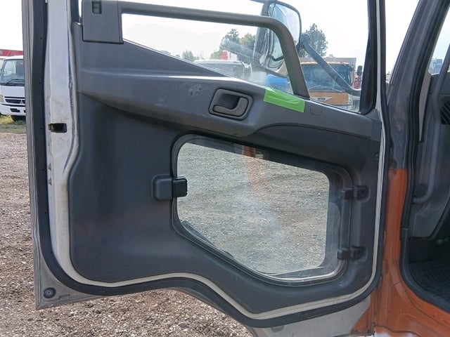 285.jpg