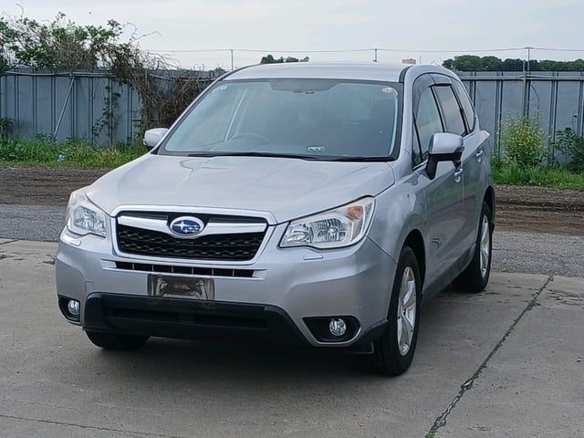 SUBARU FORESTER photo 3