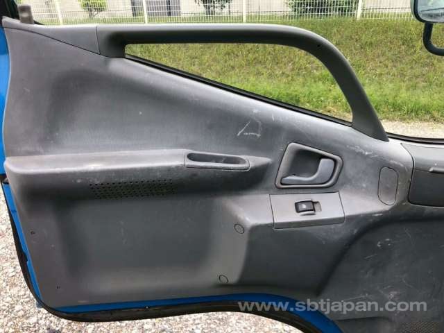17.jpg