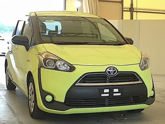 TOYOTA SIENTA 2016