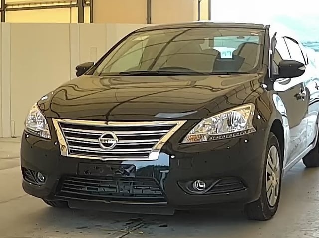 NISSAN SYLPHY photo 2