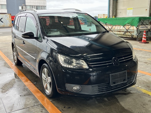 VOLKSWAGEN GOLF TOURAN 2013