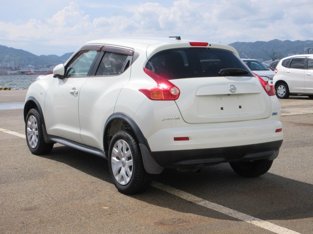 NISSAN JUKE photo 3