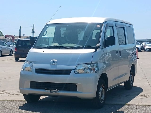 TOYOTA TOWNACE VAN photo 3