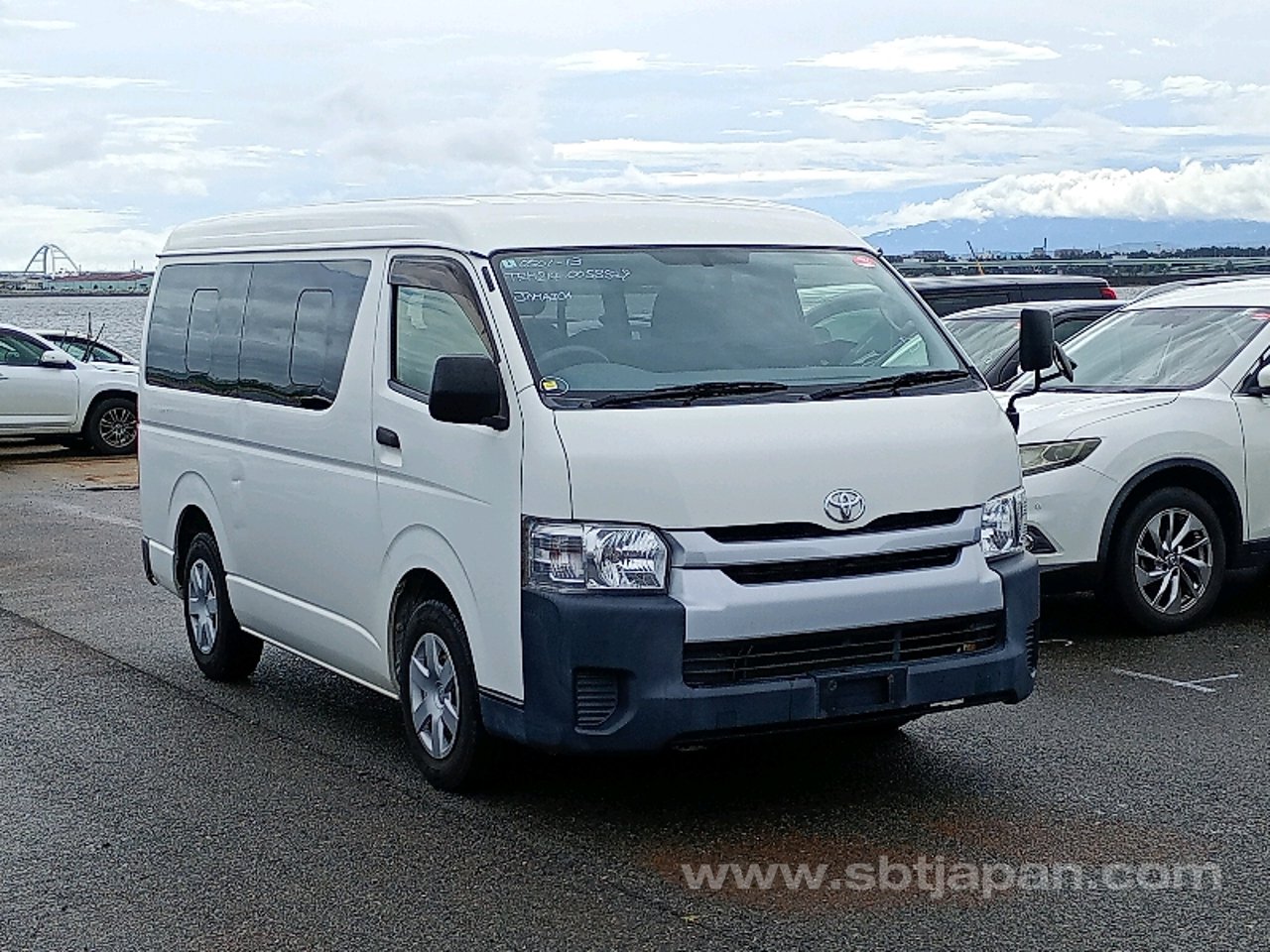 2020 Toyota Hiace, photo 1 of 1