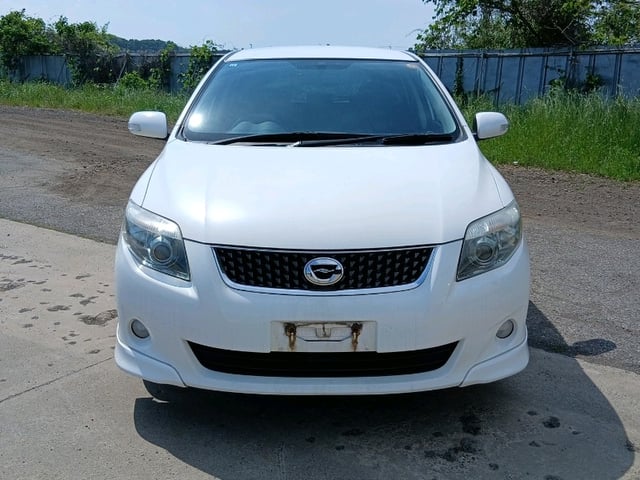 TOYOTA COROLLA FIELDER photo 2