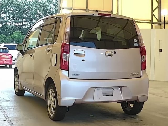 DAIHATSU MOVE photo 3