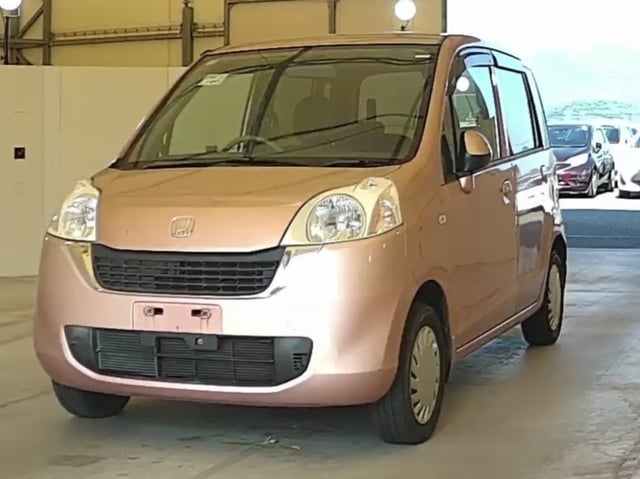 HONDA LIFE photo 2