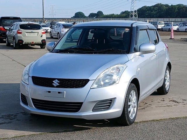 SUZUKI SWIFT photo 3