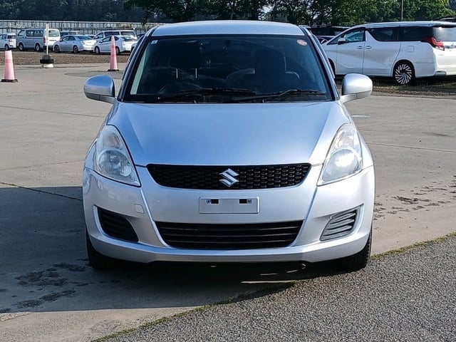 SUZUKI SWIFT photo 2