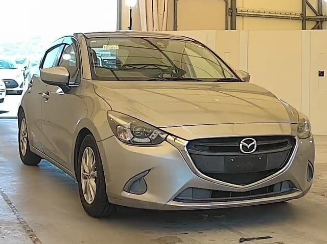 MAZDA DEMIO 2014