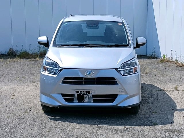 DAIHATSU MIRA ES photo 2
