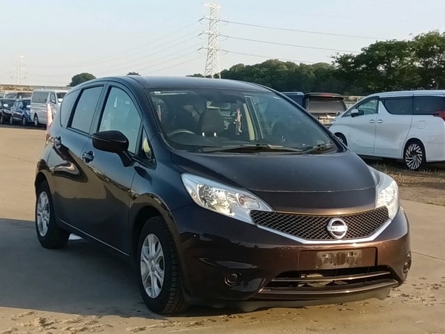 NISSAN NOTE 2015