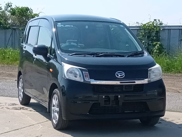 DAIHATSU MOVE 2014