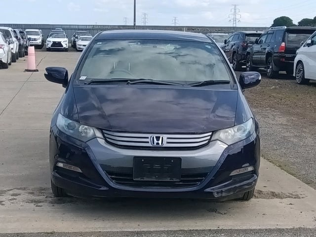 HONDA INSIGHT photo 2