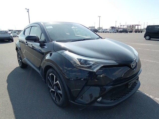 TOYOTA C-HR 2018