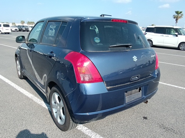 SUZUKI SWIFT photo 3