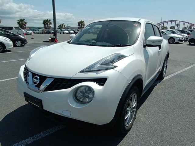 NISSAN JUKE photo 2